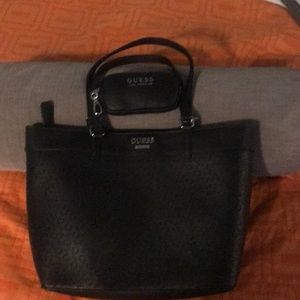 Guess Pocket Book, black, w/change purse